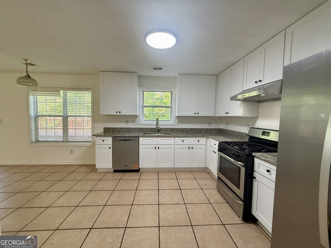 2700 Woodbine Hill Way - Photo 7 of 28