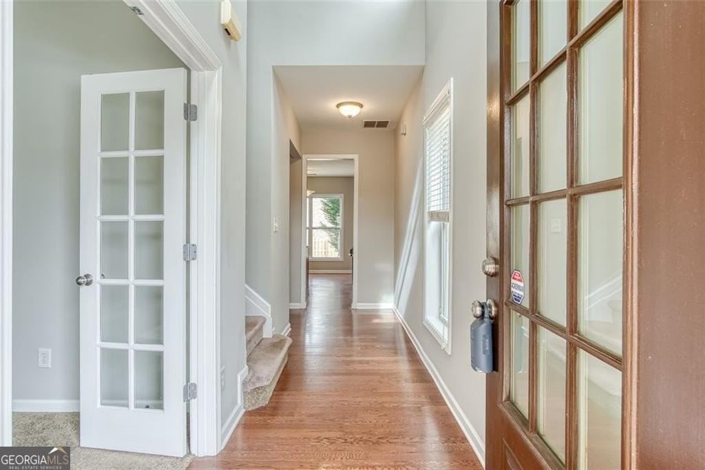 325 Brynfield Pkwy - Photo 3 of 33