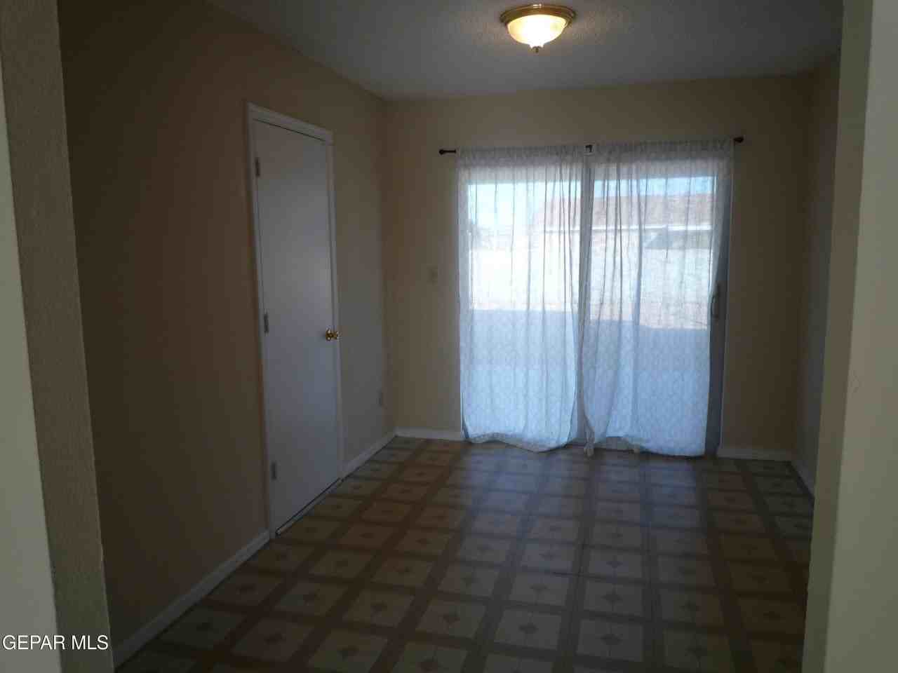 10708 Levelland Pl - Photo 3 of 11