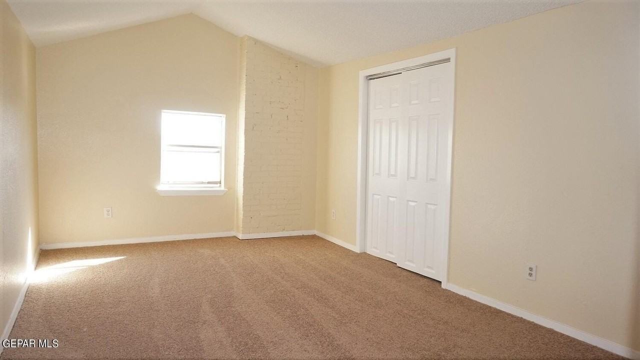 3403 Pershing Dr #3 - Photo 7 of 11