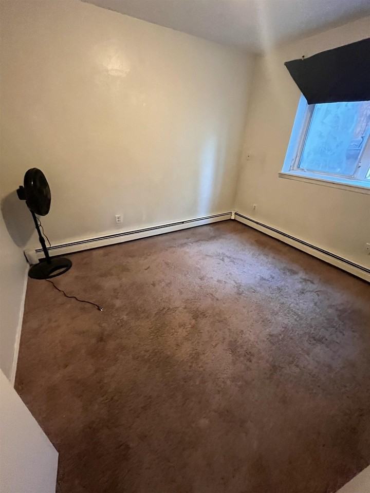 1414 28th Ave - Photo 3 of 7