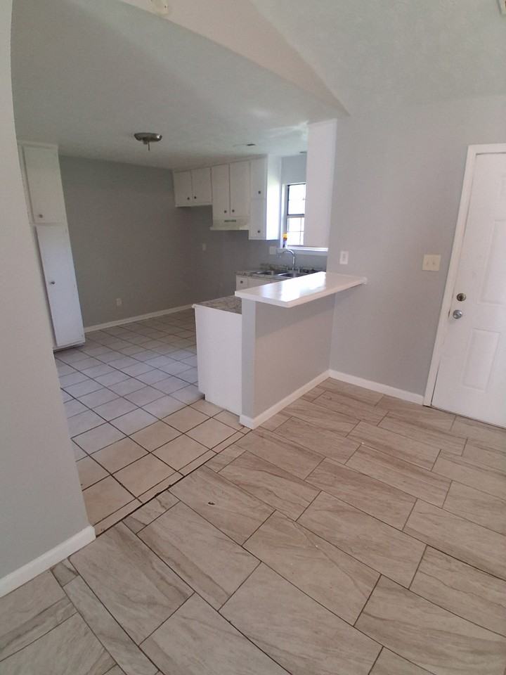 110A Fruitwood Trce #A - Photo 2 of 14