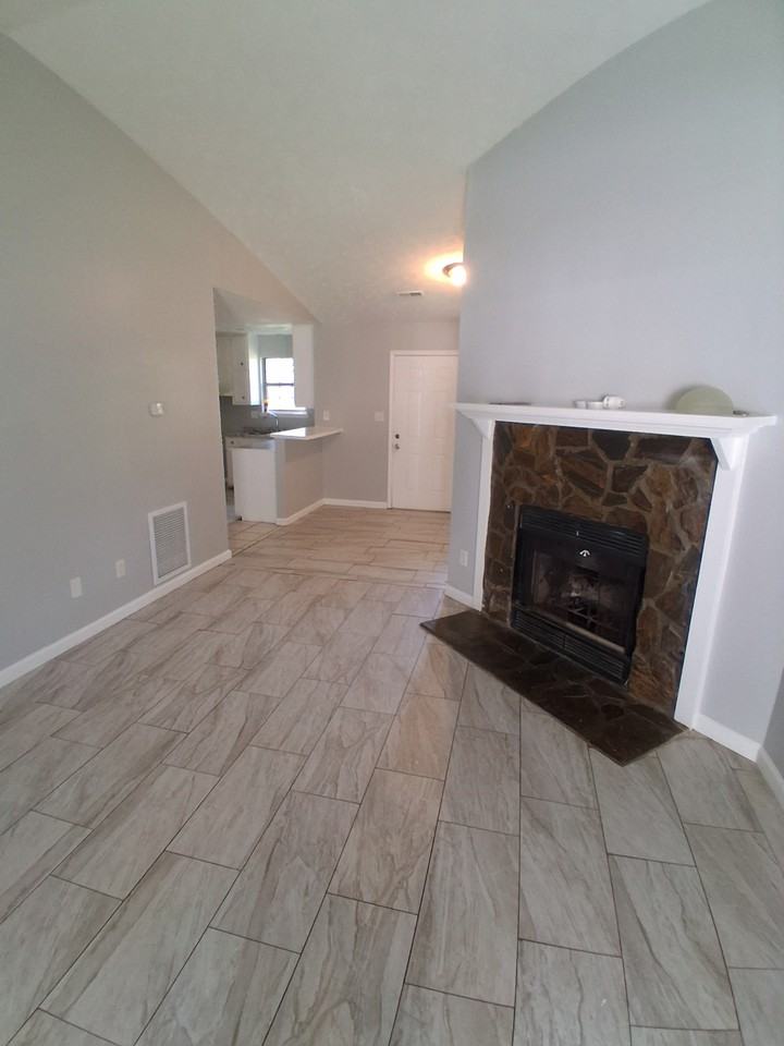 110A Fruitwood Trce #A - Photo 3 of 14