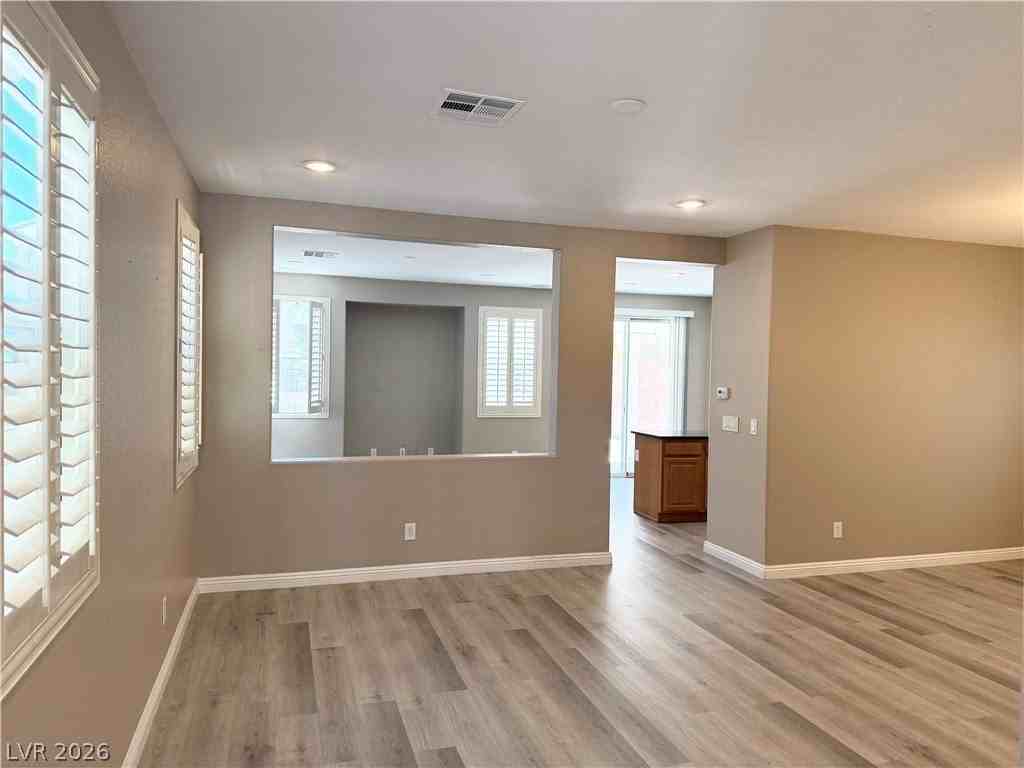 711 Quayside Ct - Photo 4 of 23