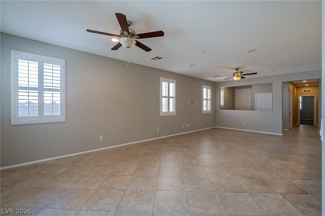 173 Tuscan Shadow St - Photo 6 of 36