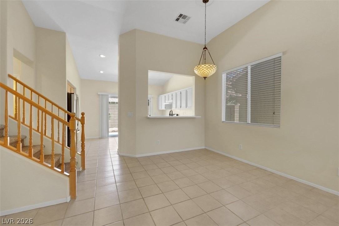 10356 Rocky Waters Ave - Photo 4 of 19