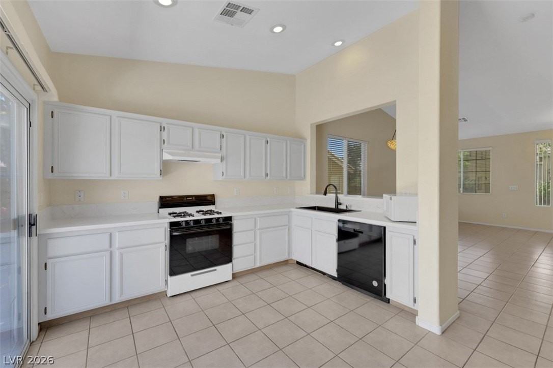 10356 Rocky Waters Ave - Photo 7 of 19