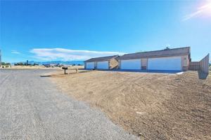 featured image of 1041 Marne Ct #4