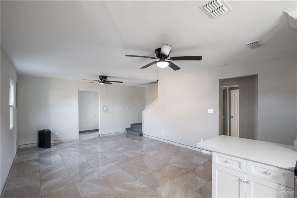 6612 S Olivarez St - Photo 4 of 20