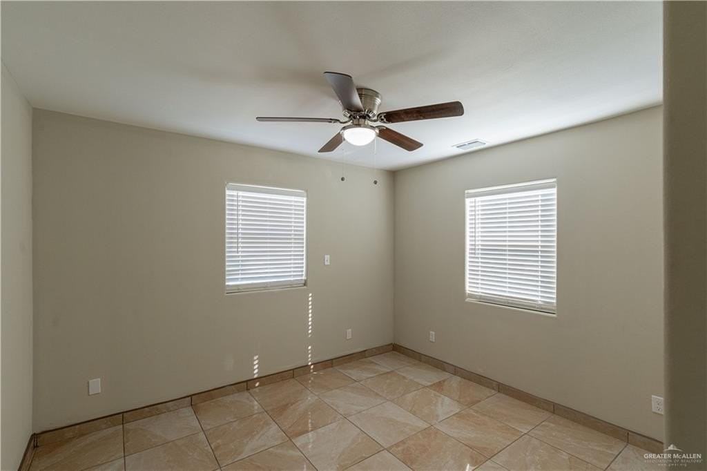 6612 S Olivarez St - Photo 5 of 20