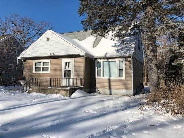 808 Pauline Blvd - Photo 2 of 19