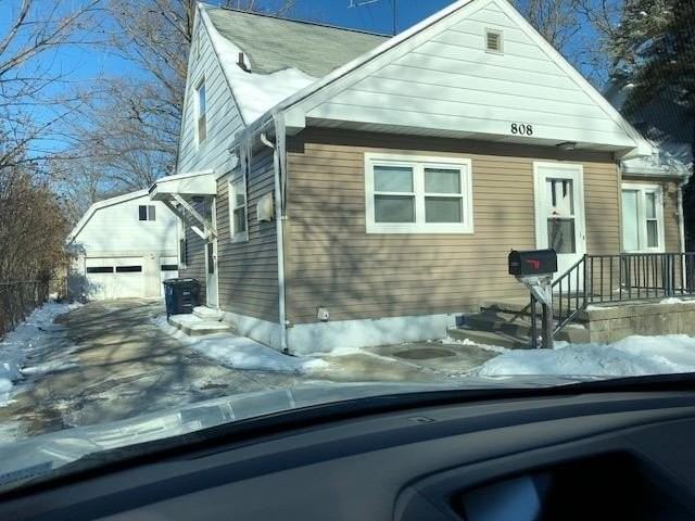 808 Pauline Blvd - Photo 3 of 19