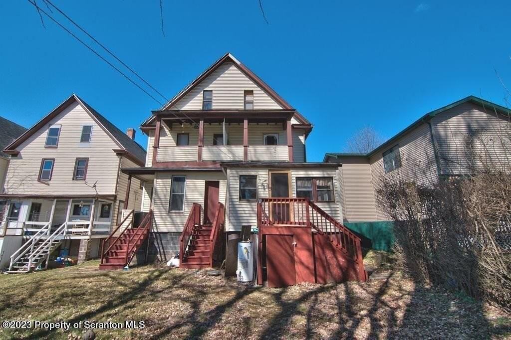 1418 Capouse Ave - Photo 4 of 33
