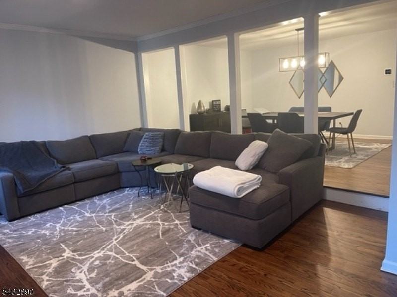 48 Wexford Dr - Photo 3 of 12