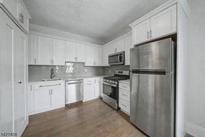 featured image of 204 Church St #2B