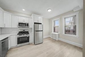 featured image of 204 Church St #3B
