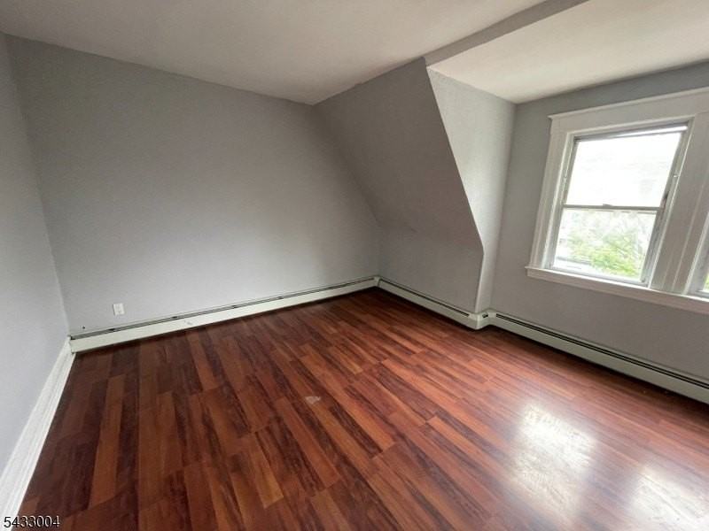 8 Treacy Ave - Photo 2 of 5
