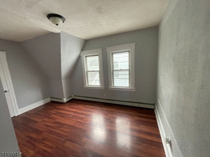 8 Treacy Ave - Photo 3 of 5