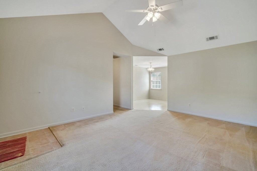 1390 Coalition Cir - Photo 3 of 20