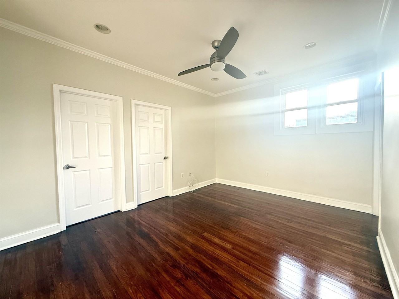 9 Nesbitt St #2 - Photo 3 of 13
