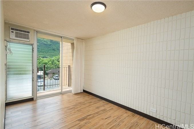2140 10th Ave #201A - Photo 6 of 13