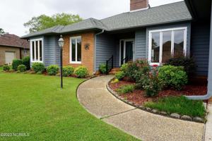 featured image of 867 Castleberry Ct