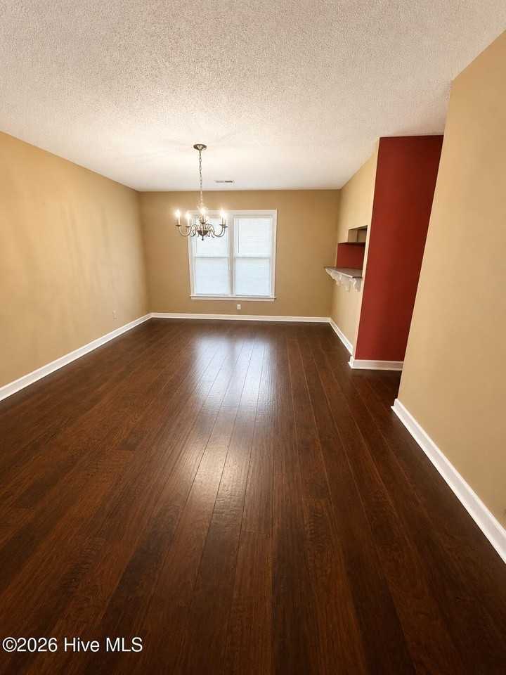 2015 Quail Ridge Rd #F - Photo 5 of 21