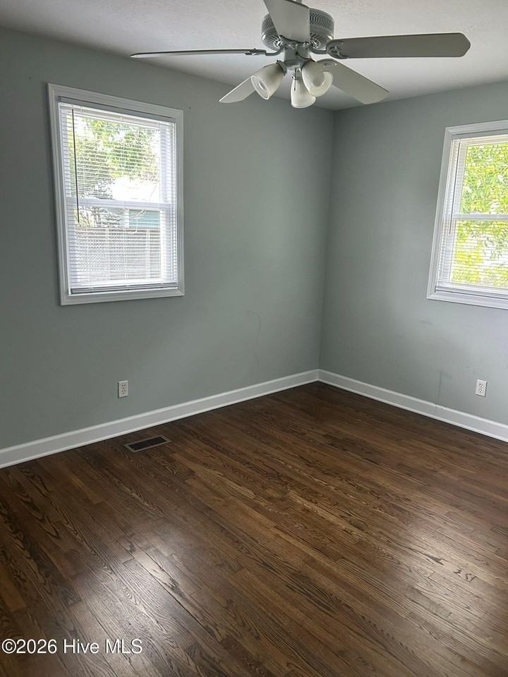 702 Sioux Dr - Photo 4 of 6