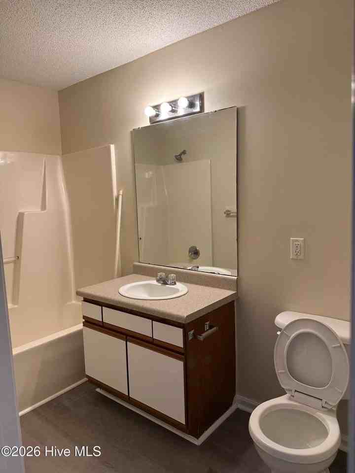 4468 Magellan Ct #B - Photo 5 of 7