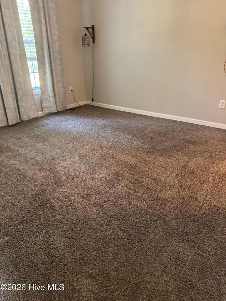 173 Cowell Ln - Photo 6 of 9