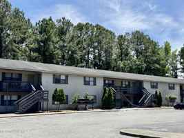 featured image of 3215 Summer Pl #22