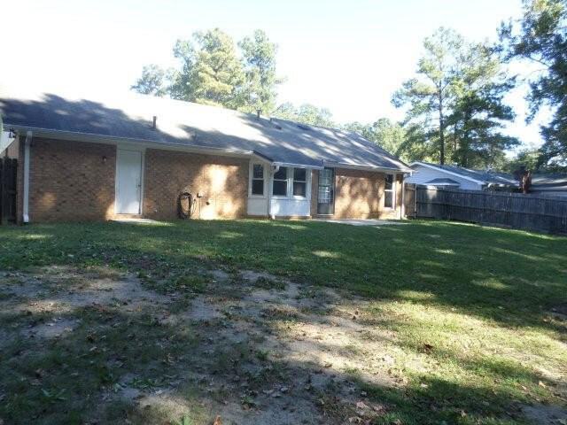 4460 Whisperwood Dr - Photo 5 of 9