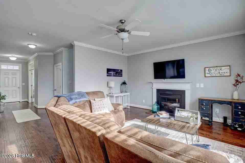 122 Hampton Dr - Photo 7 of 34