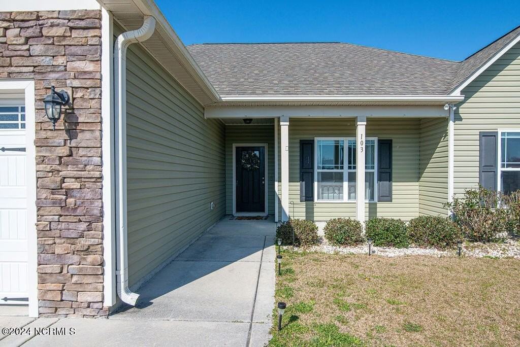 103 Prelude Dr - Photo 4 of 31