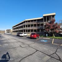 featured image of 313 Lake Place Condo Dr