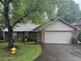 featured image of 162 Manchester Dr #162