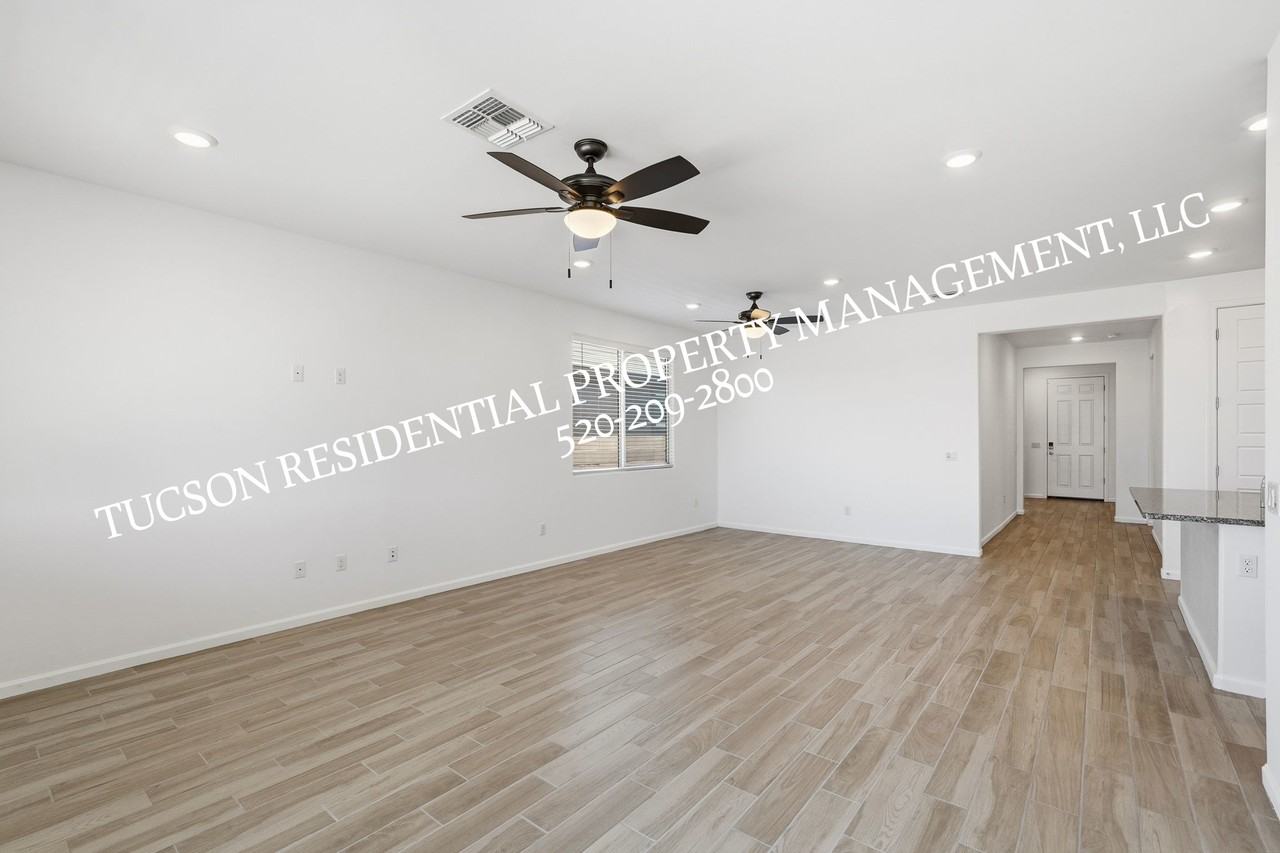 13142 E Cembeline Ln #1 - Photo 4 of 38