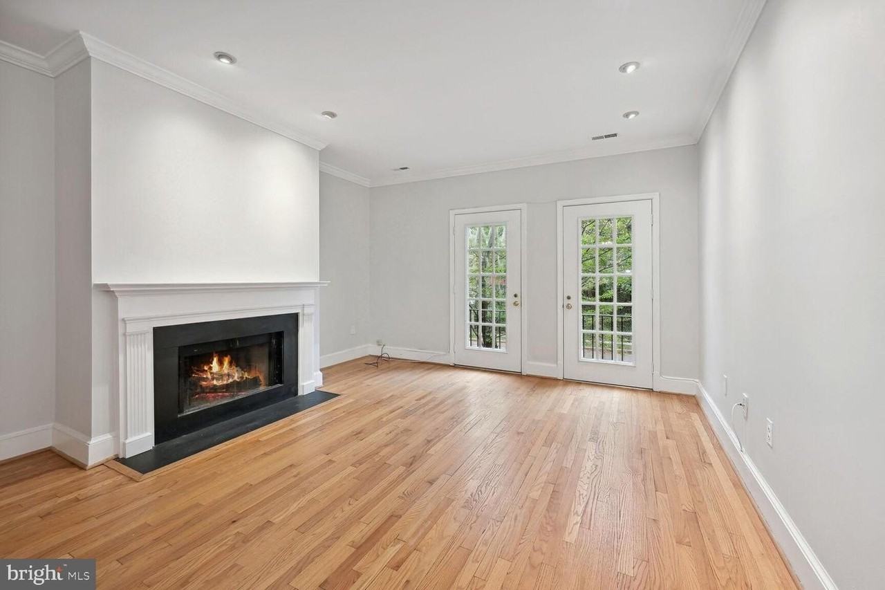 5310 Connecticut Ave Nw - Photo 3 of 21
