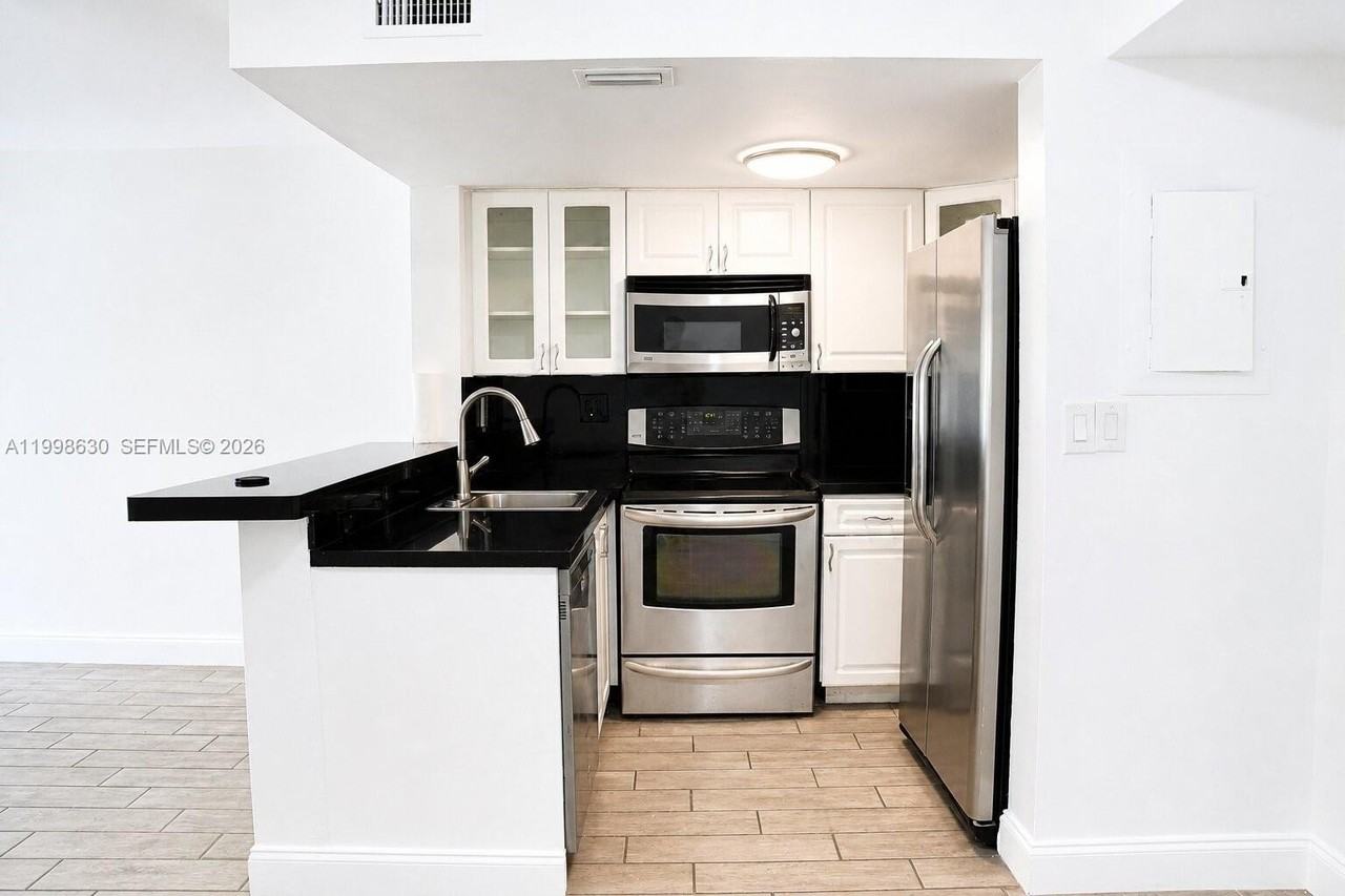 8695 Nw 6th Ln #2-212 - Photo 3 of 27