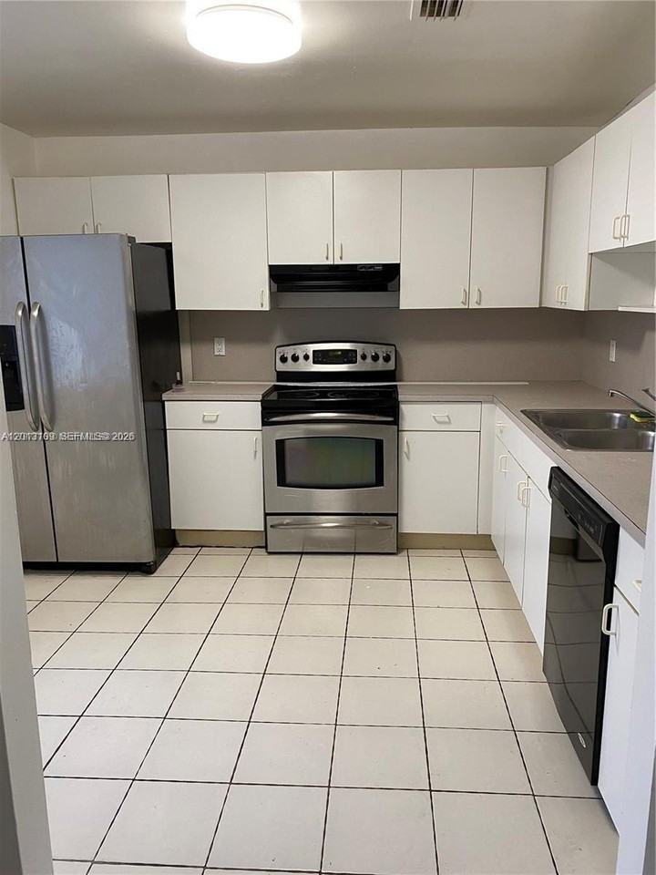 22221 Sw 103rd Ct #0 - Photo 2 of 18
