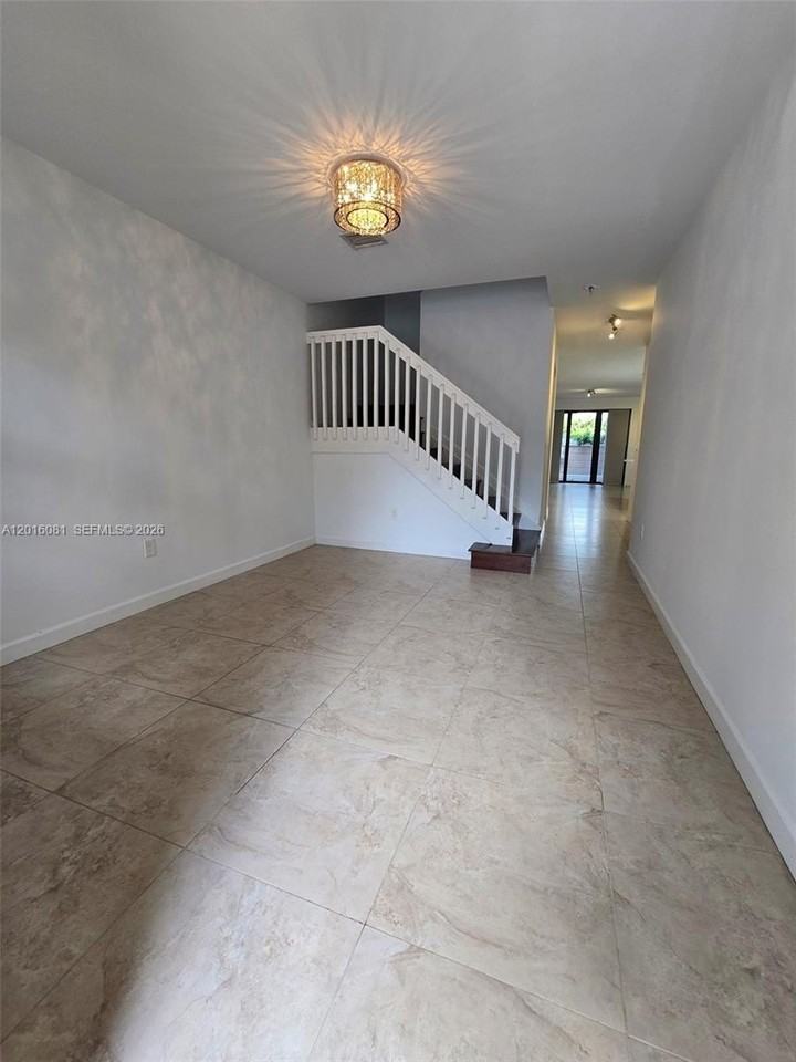 5810 Nw 104th Path #5810 - Photo 3 of 50