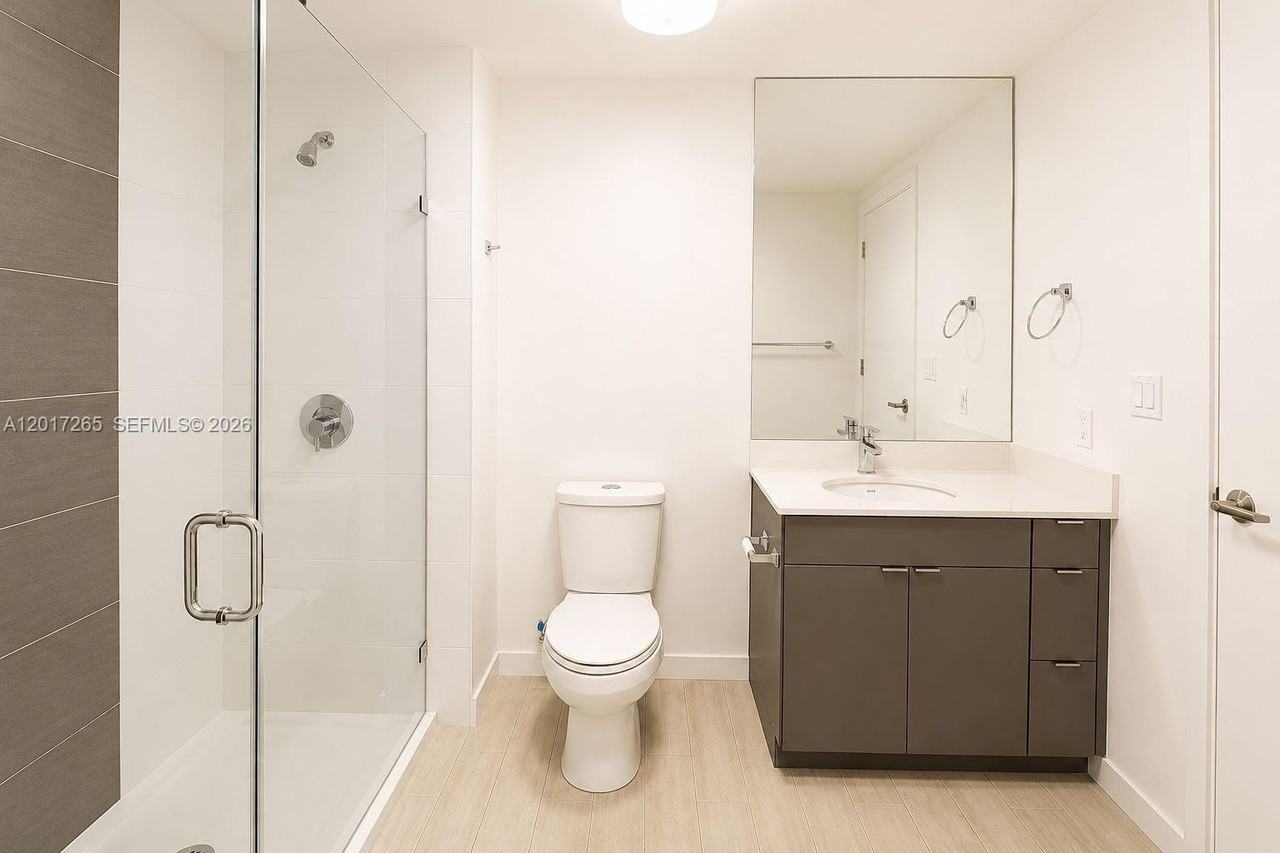 321 Ne 26th St #515 - Photo 7 of 7