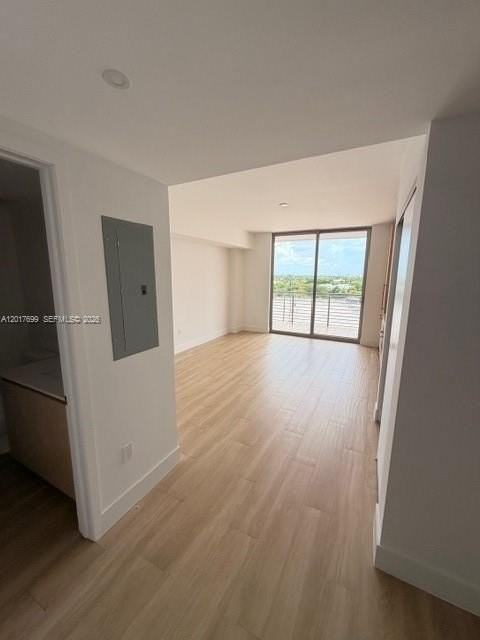 90 NE 32 #823 - Photo 5 of 14