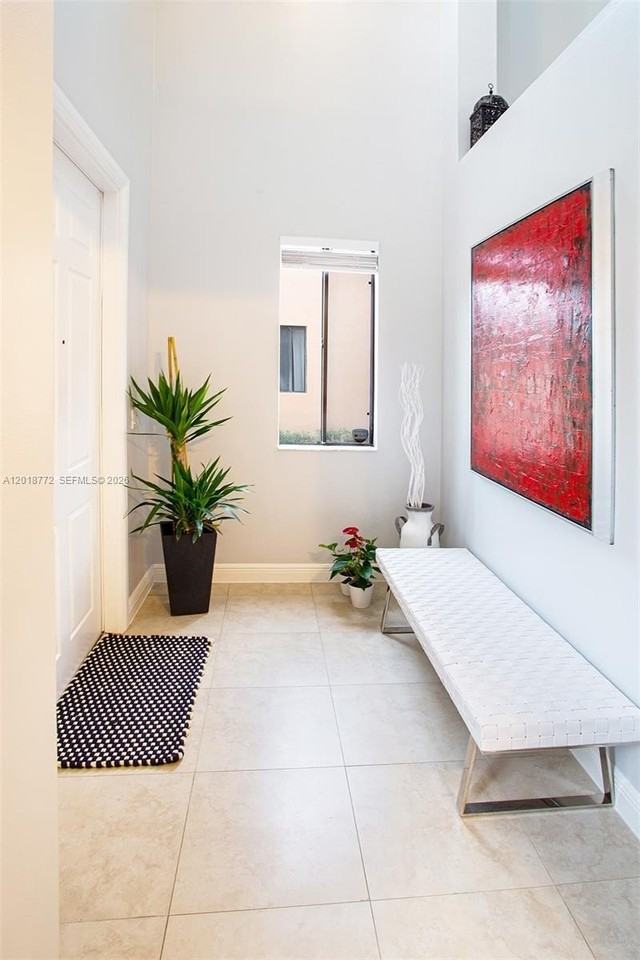 2412 Venetian Way #2412 - Photo 2 of 30