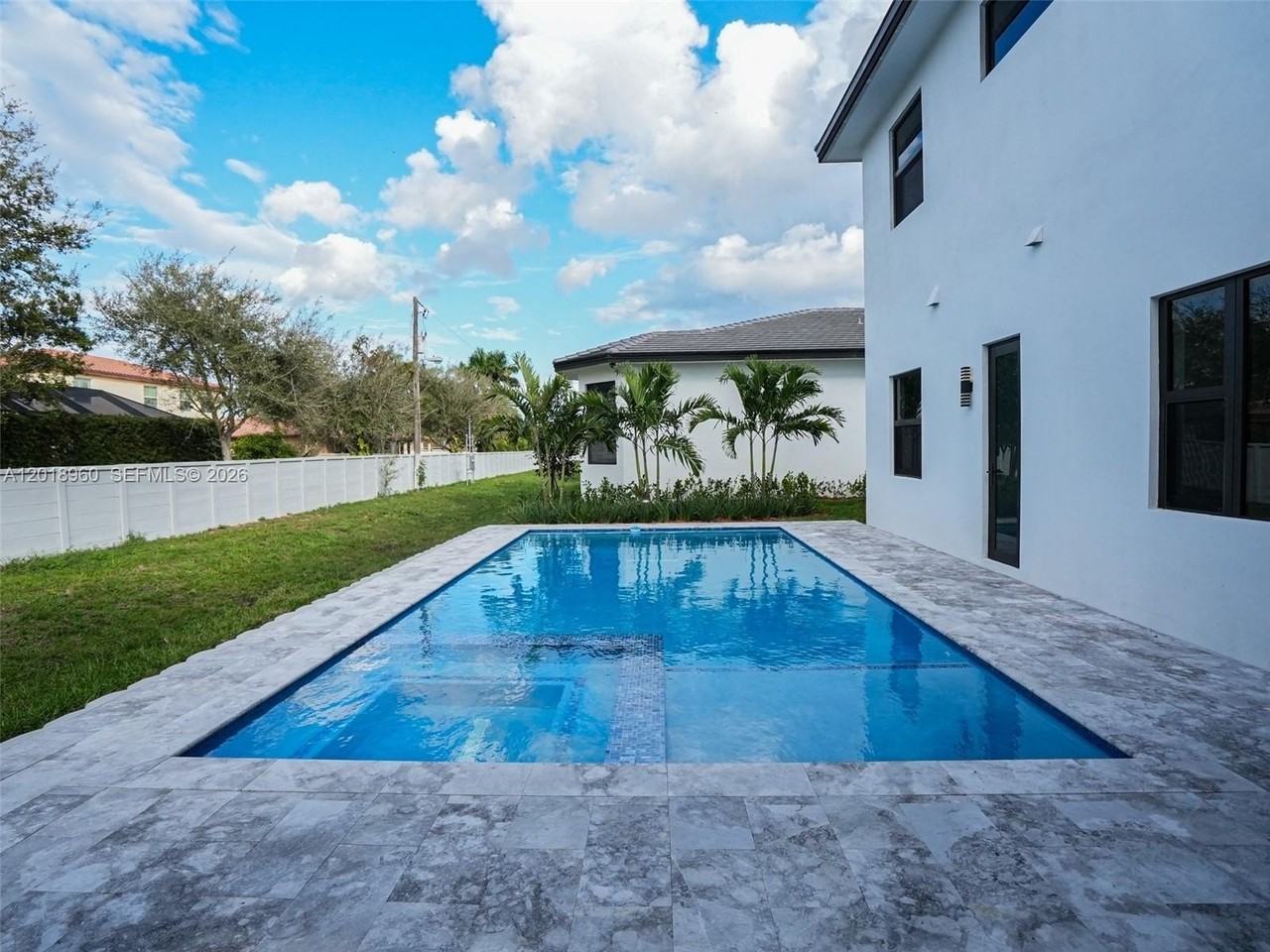 13004 Davie Oaks Dr - Photo 4 of 5