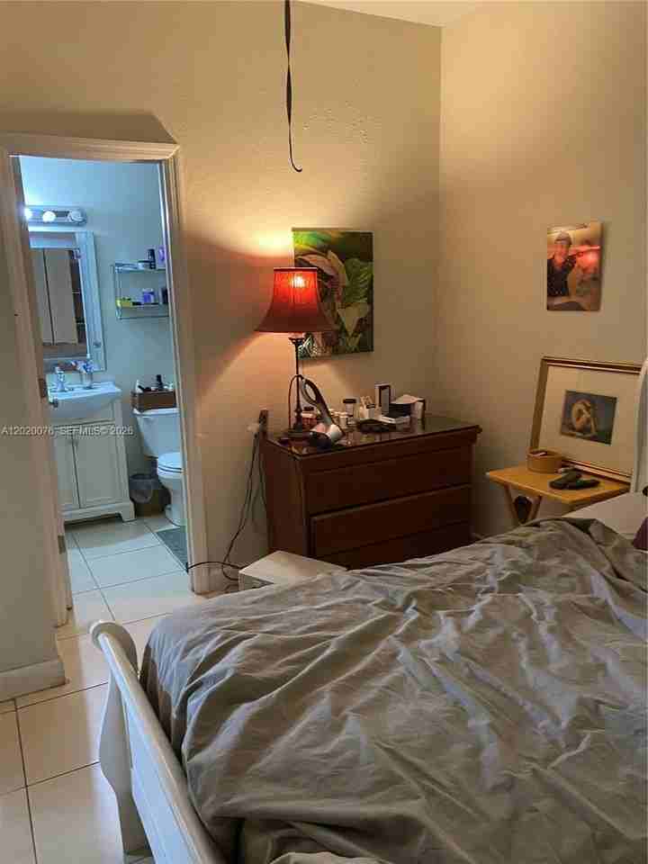 14675 Sw 22nd St #14675 - Photo 5 of 10