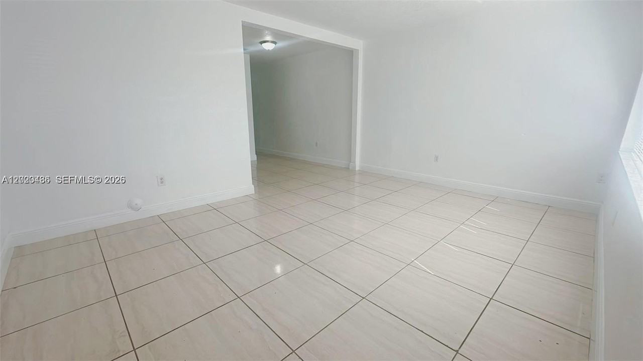 2125 Nw 66th St #2 - Photo 4 of 14