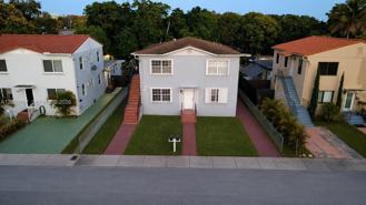 111 Sw 31st Ct #1 - Photo 1 of 1
