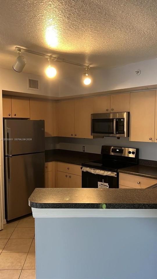 4240 San Marino Blvd #301 - Photo 2 of 12