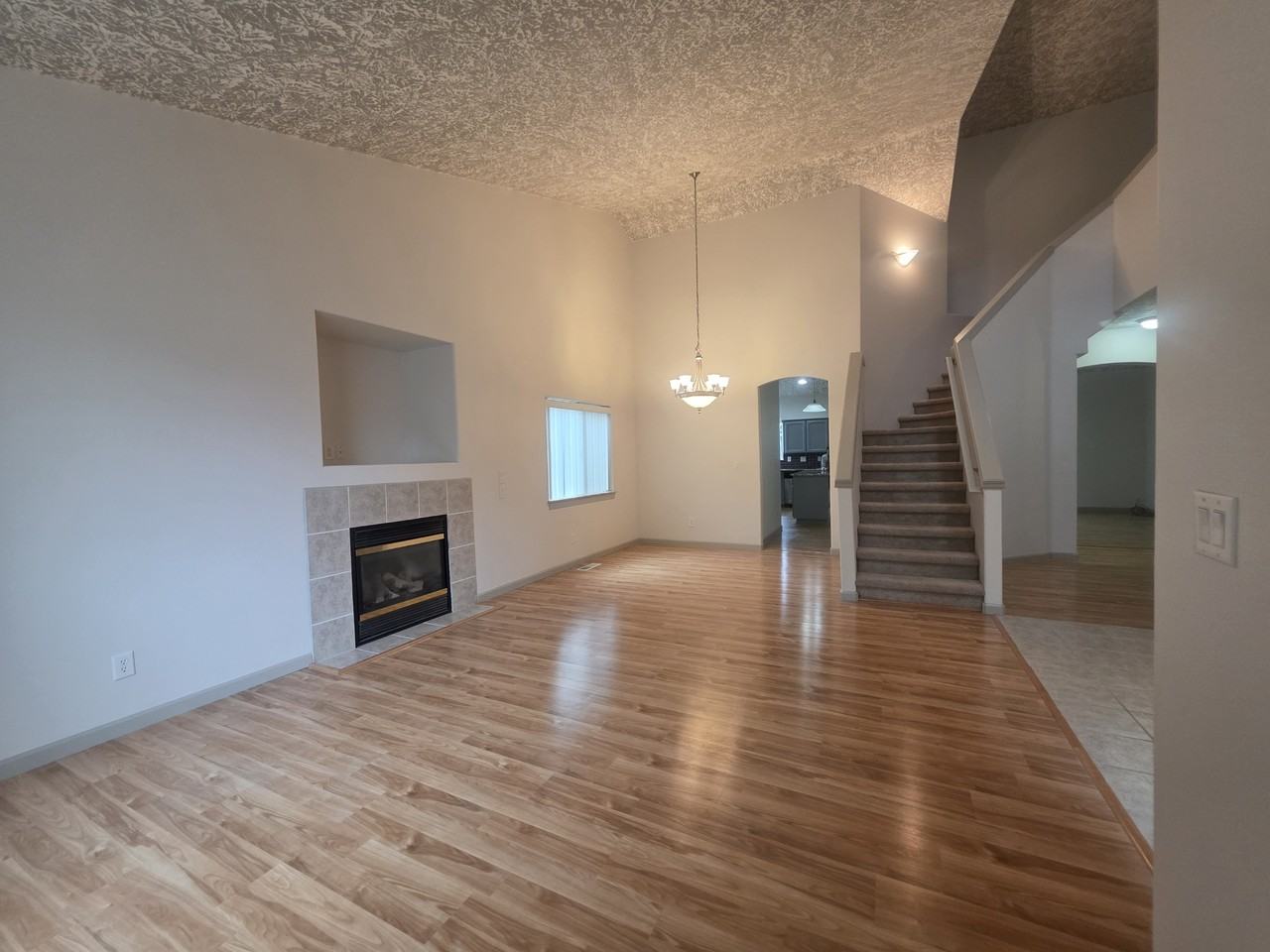 4373 Hearth St Ne #1 - Photo 7 of 50